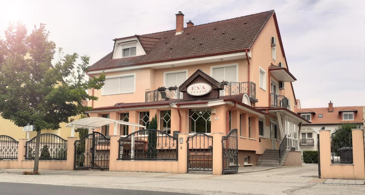 Eva Panzio Hotell Sárvár Exteriör bild