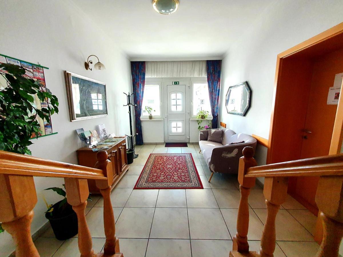 Eva Panzio Hotell Sárvár Exteriör bild