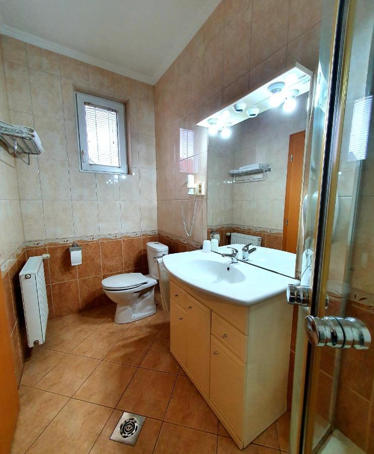 Eva Panzio Hotell Sárvár Exteriör bild