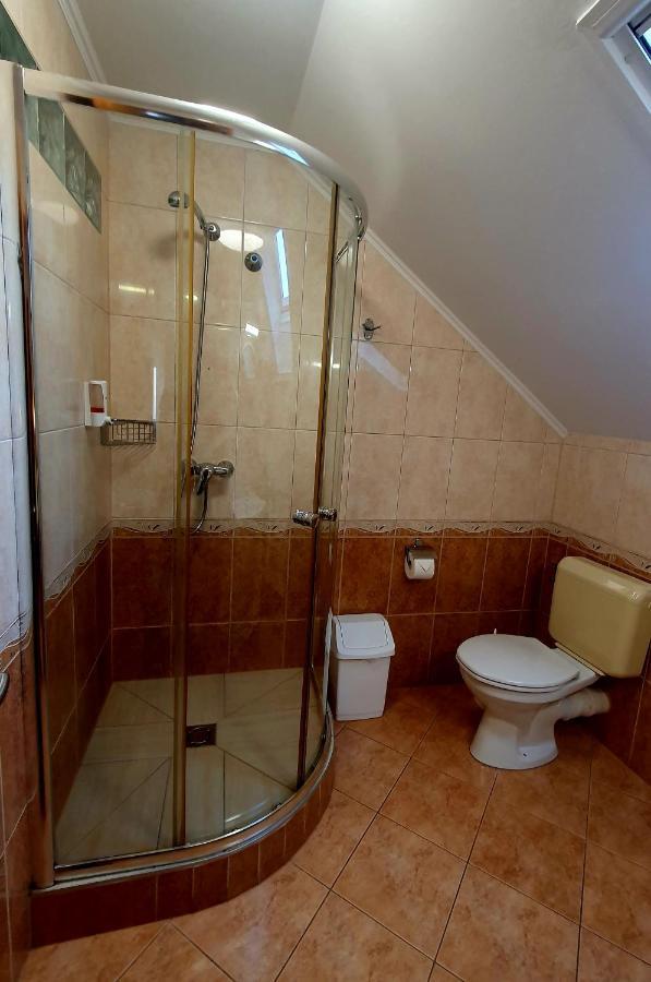 Eva Panzio Hotell Sárvár Exteriör bild