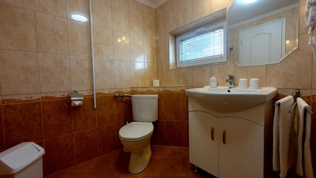 Eva Panzio Hotell Sárvár Exteriör bild