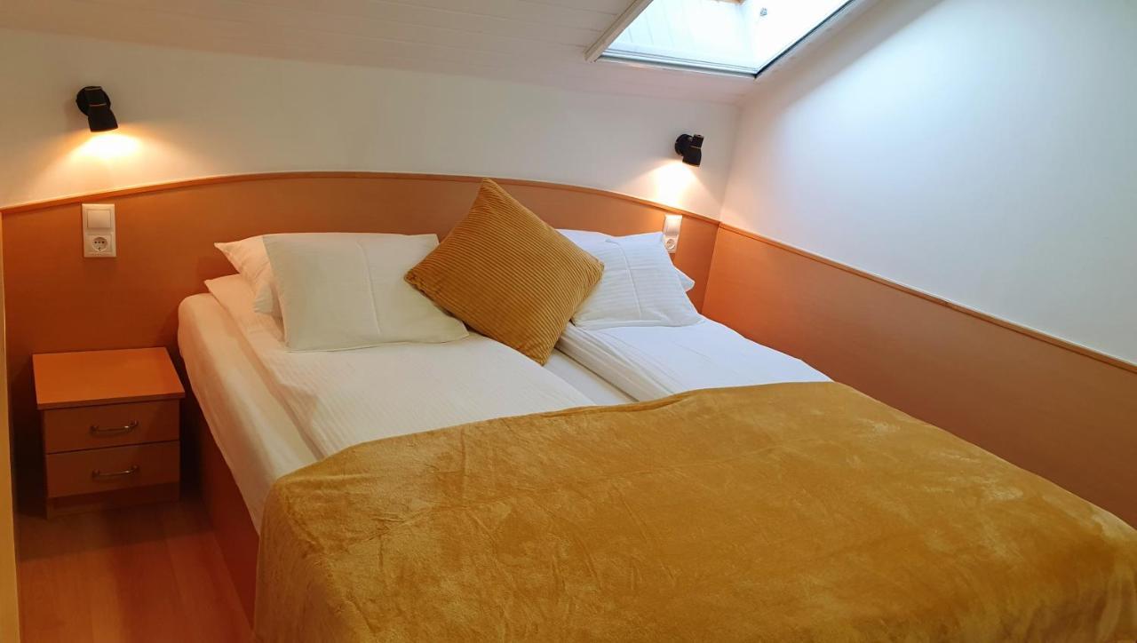 Eva Panzio Hotell Sárvár Exteriör bild