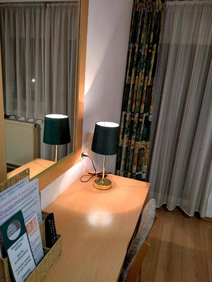 Eva Panzio Hotell Sárvár Exteriör bild