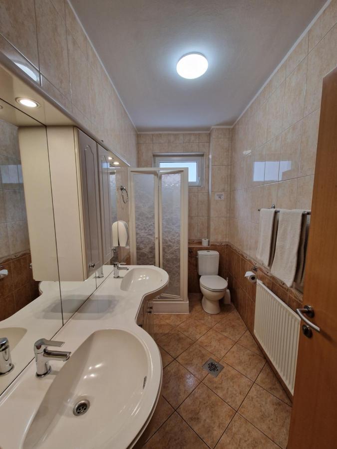 Eva Panzio Hotell Sárvár Exteriör bild