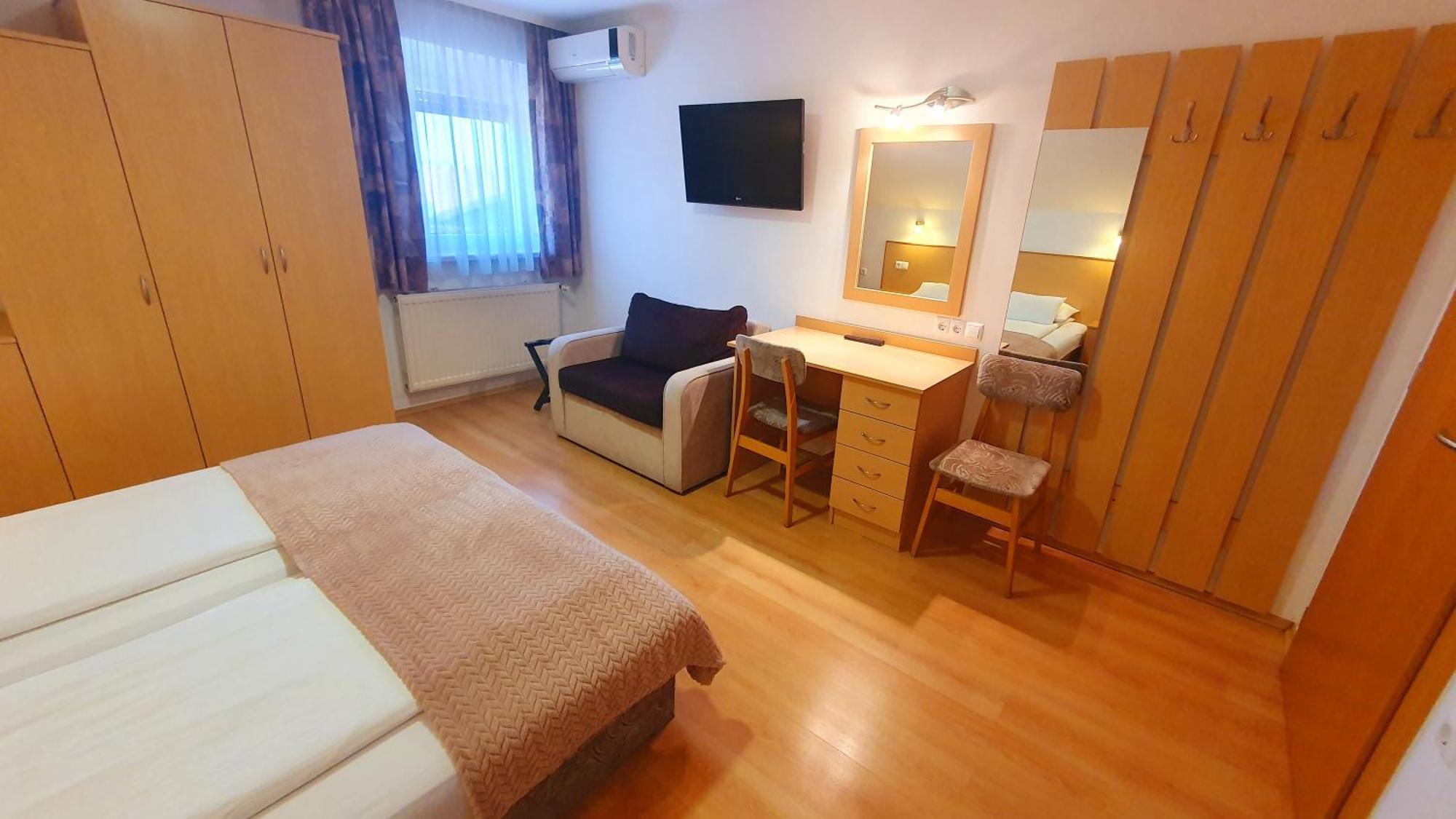 Eva Panzio Hotell Sárvár Exteriör bild